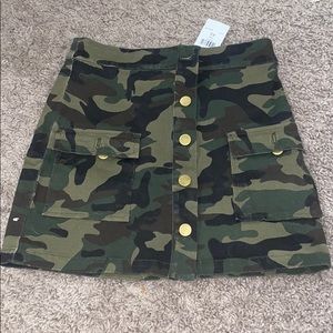Camo skirt